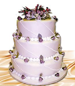 american style 3 tier round wedding cake
